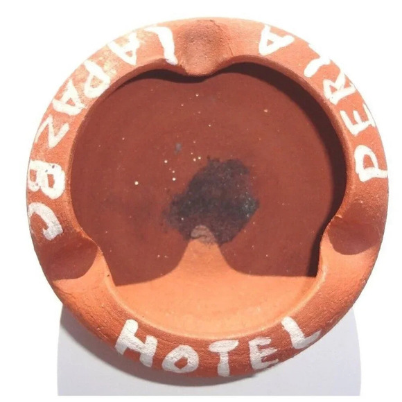 Vintage CLAY Perla La Paz Hotel MEXICO ASHTRAY - Picture 1 of 2